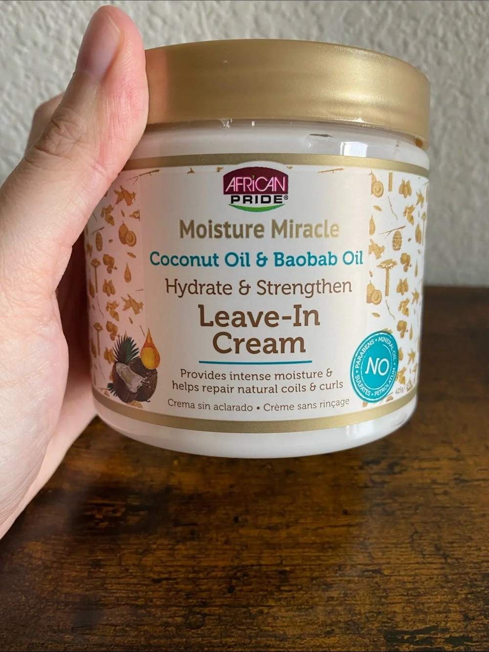 African Pride Moisture Miracle Leave-In Cream (Coconut & Baobab Oil)